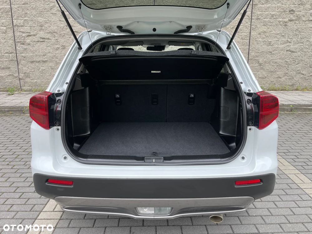 Suzuki Vitara 1.0 Boosterjet Premium 4WD - 9