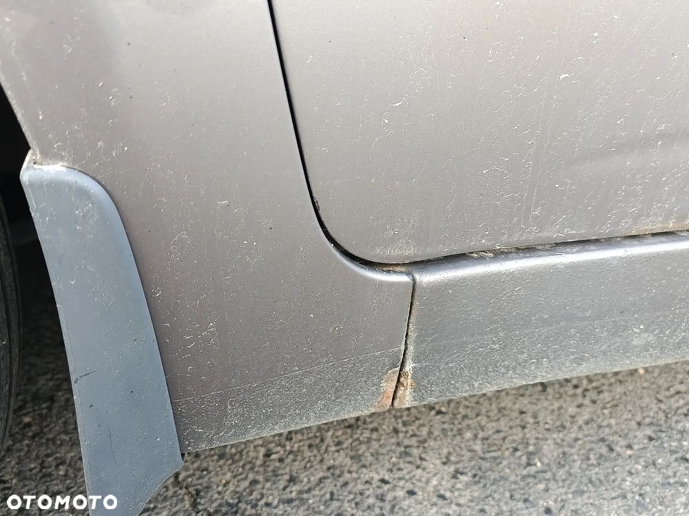 Kia Venga 1.6 CRDi M - 9