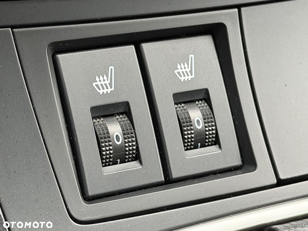 Mazda 3 1.6 MZR Exclusive-Line - 22