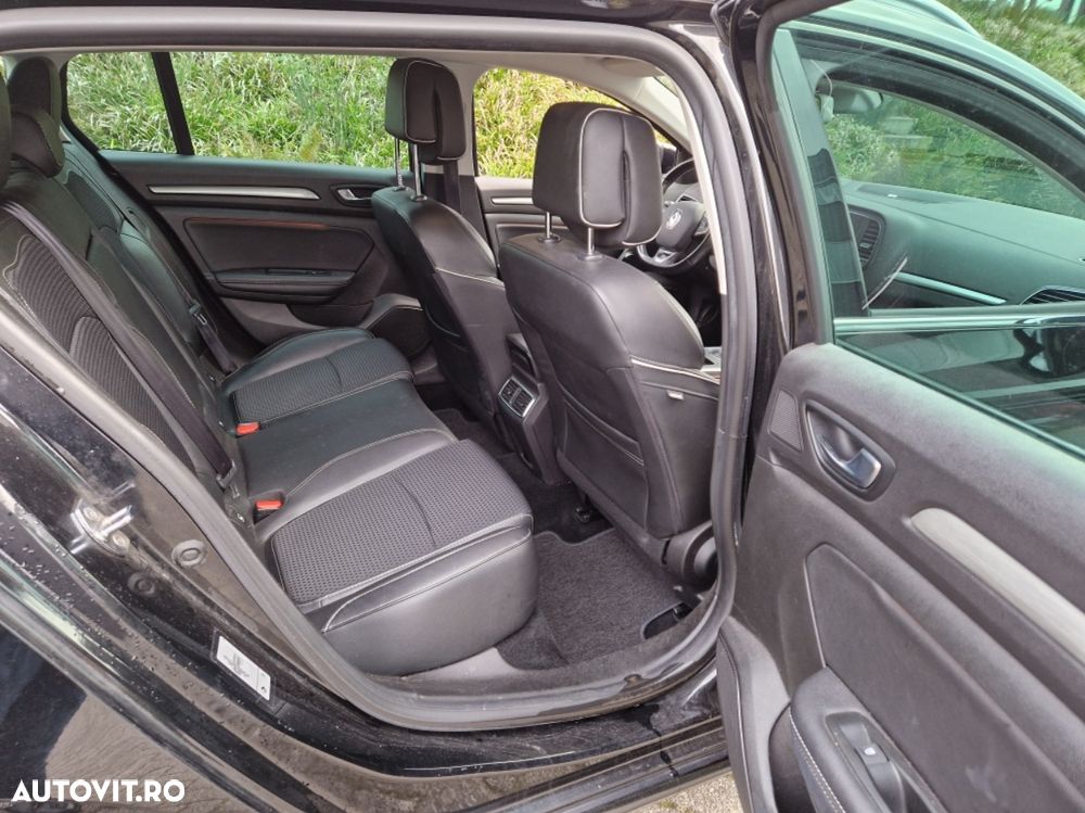 Renault Megane ENERGY TCe 130 EDC BOSE EDITION - 19