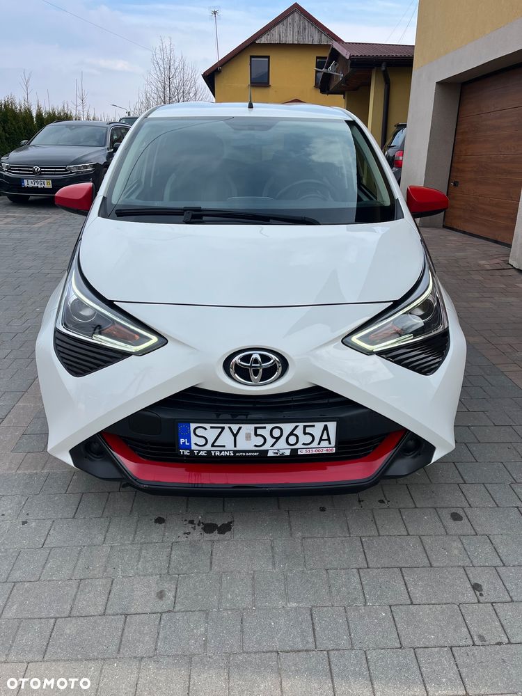 Toyota Aygo x-play connect - 5