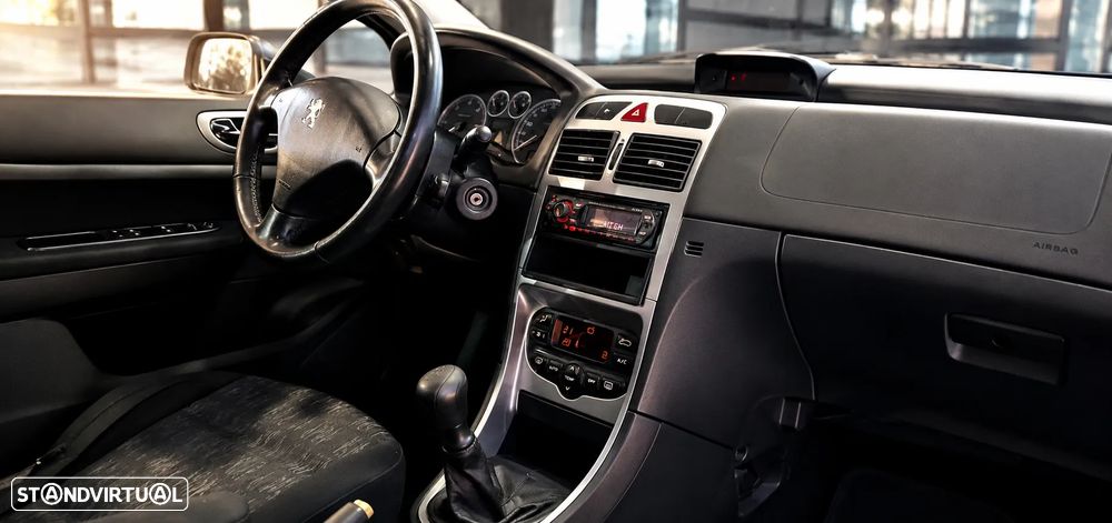 Peugeot 307 1.6 HDi Premium - 18