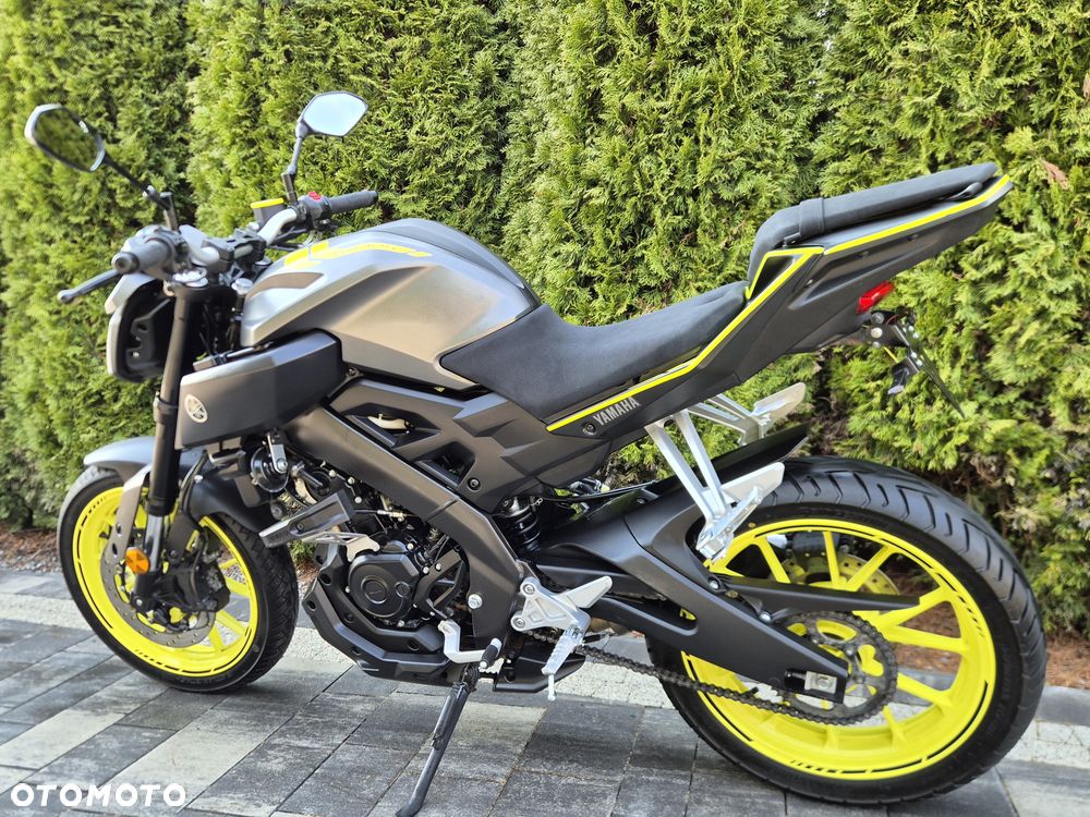 Yamaha MT - 7