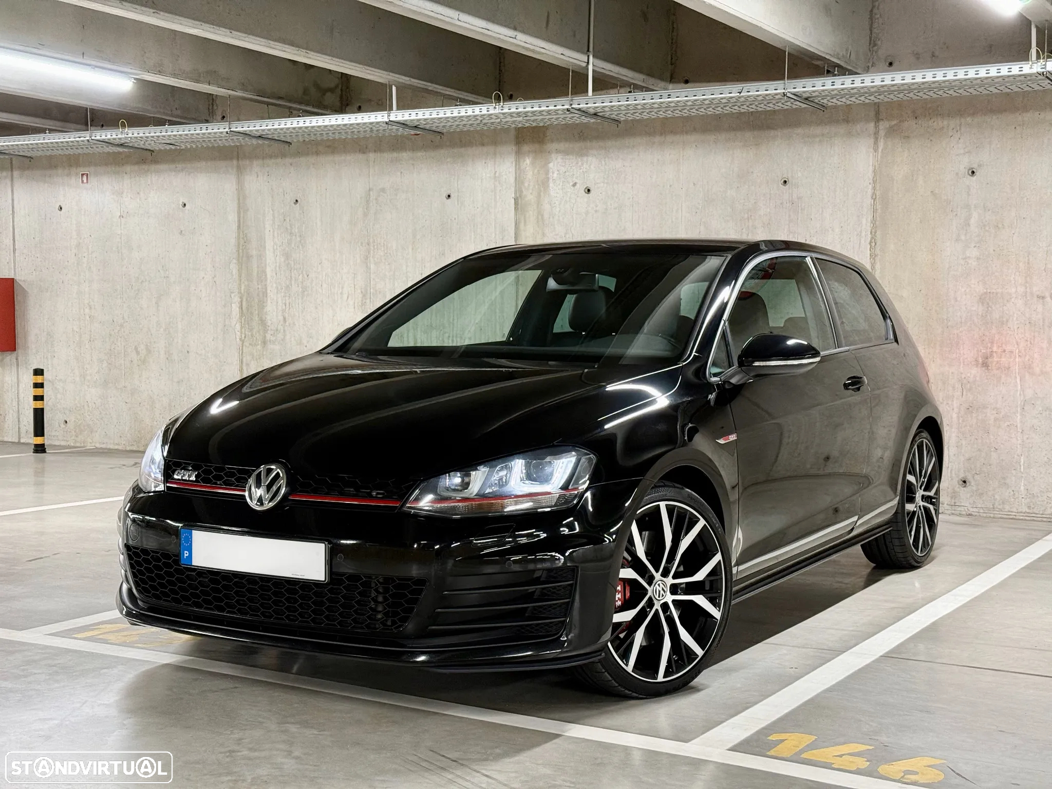 VW Golf 2.0 TSi GTi DSG Performance - 2