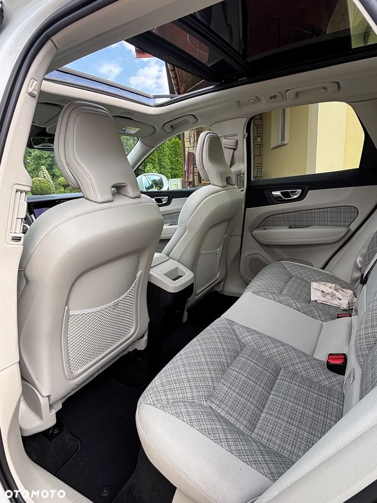 Volvo XC 60 B5 B Geartronic Momentum Pro - 16