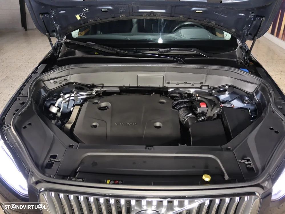 Volvo XC 90 2.0 B5 Inscription AWD - 35