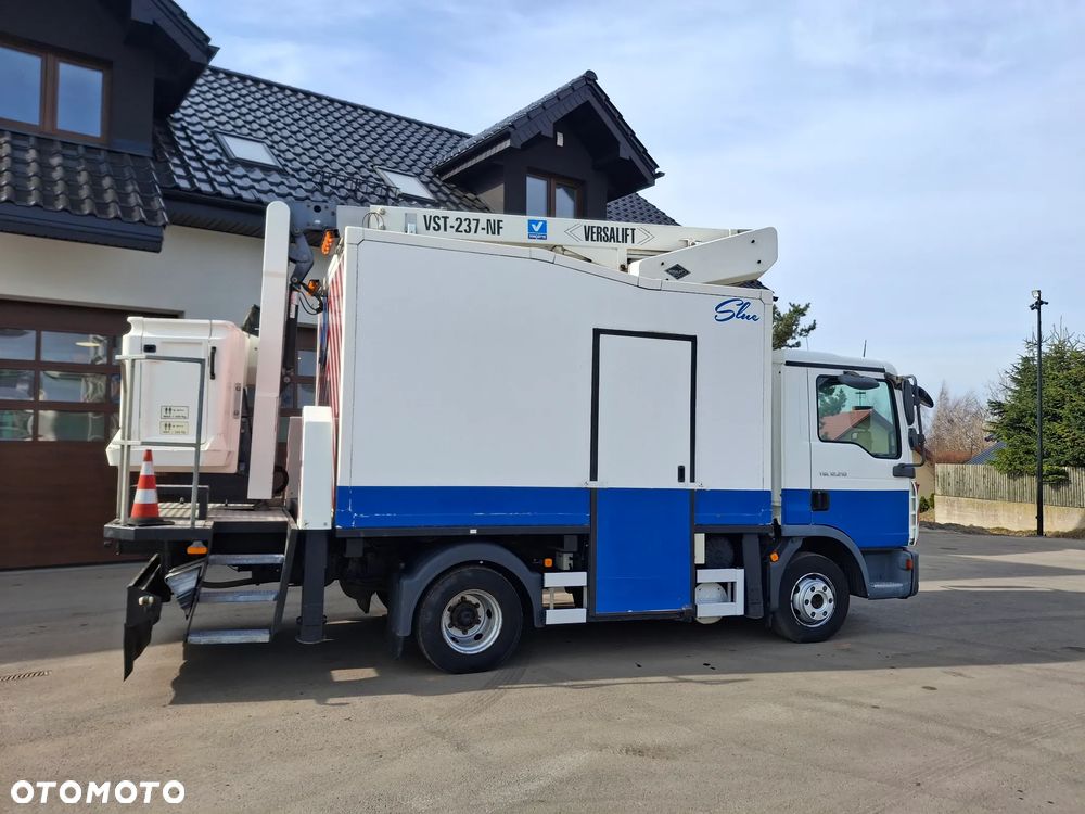 MAN TGL 12.210 Podnośnik Koszowy VERSALIFT 15 Metrów Żwyżka Z Zabudową Serwisową Prace Montażowe Ważne Badania UDT Webasto - 8