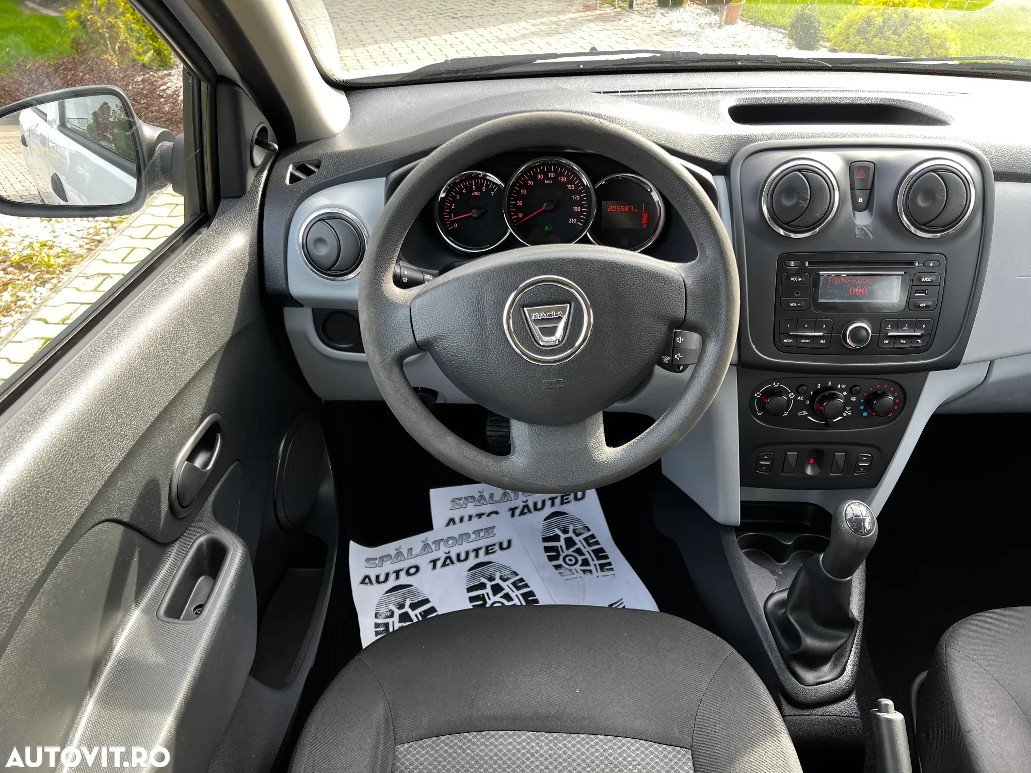 Dacia Sandero 1.2 16V - 22