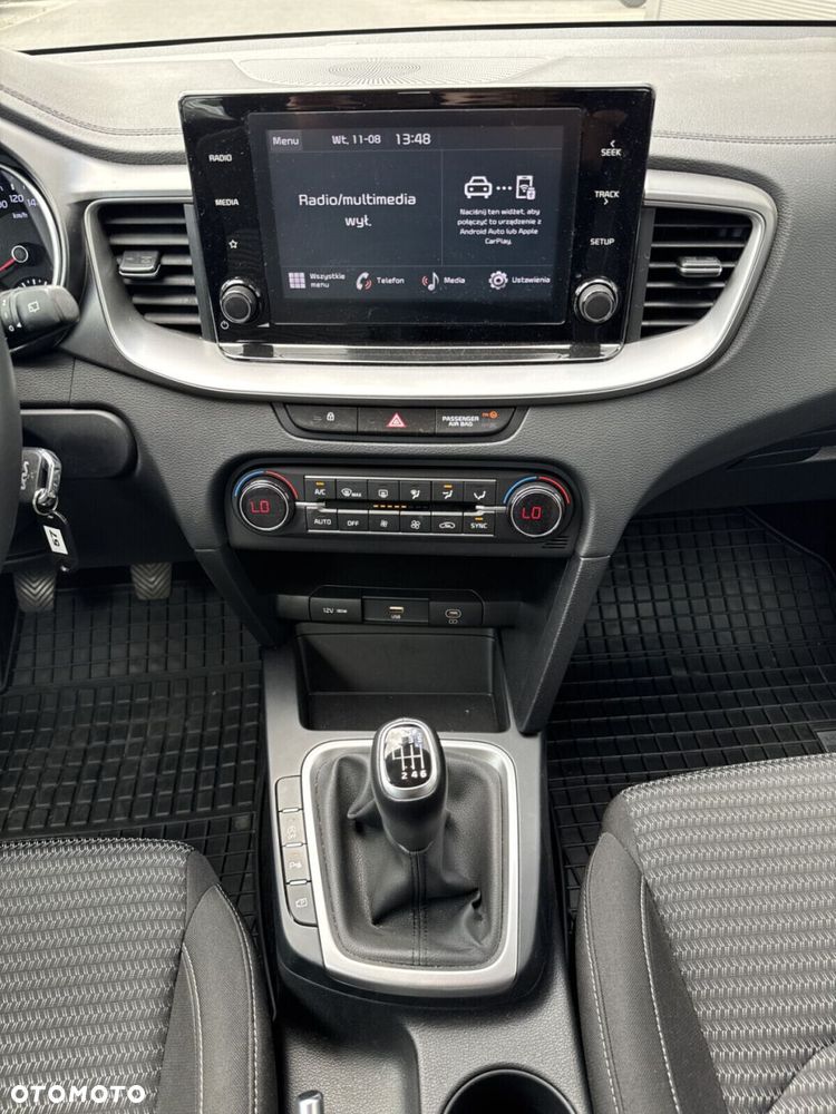 Kia Ceed 1.5 T-GDI M - 21