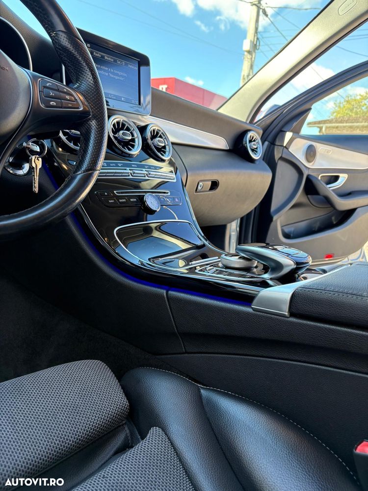 Mercedes-Benz C - 4
