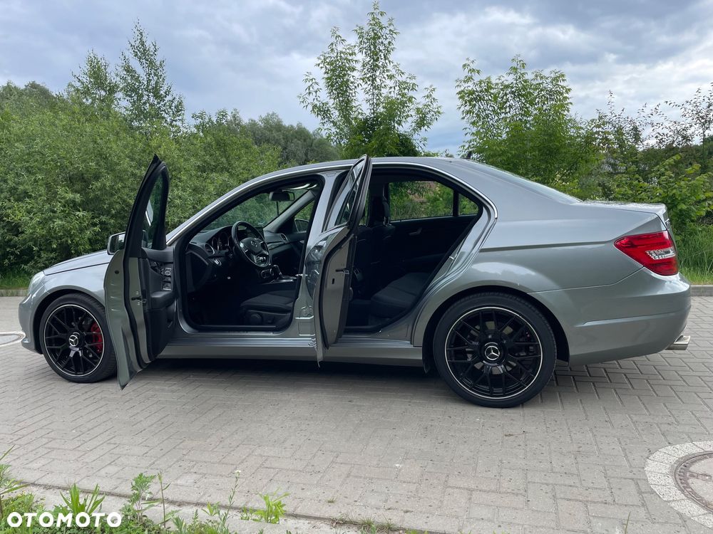 Mercedes-Benz Klasa C - 23