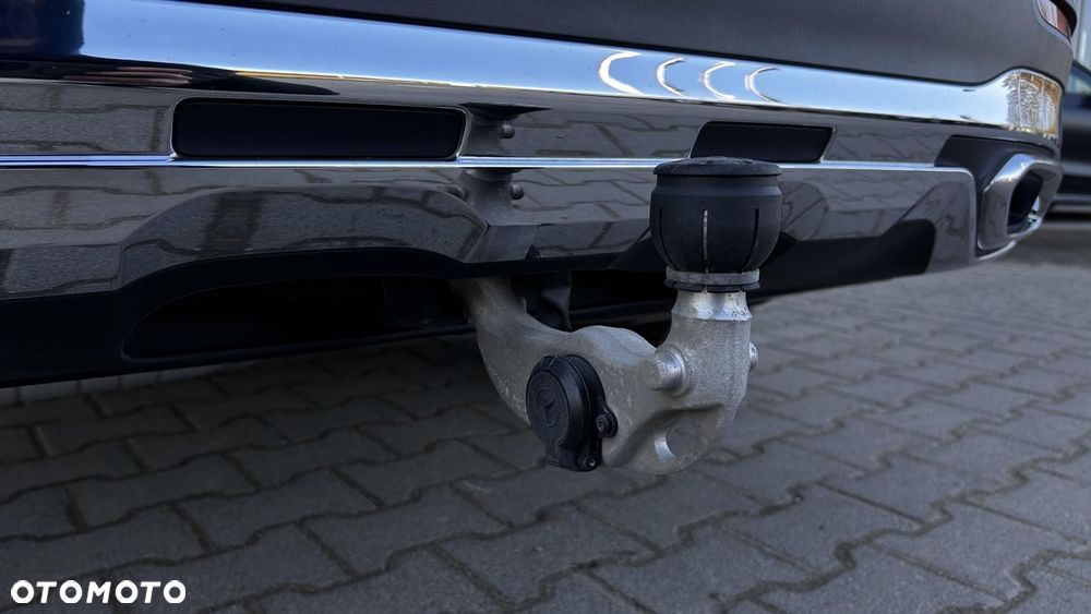 Mercedes-Benz GLC - 30