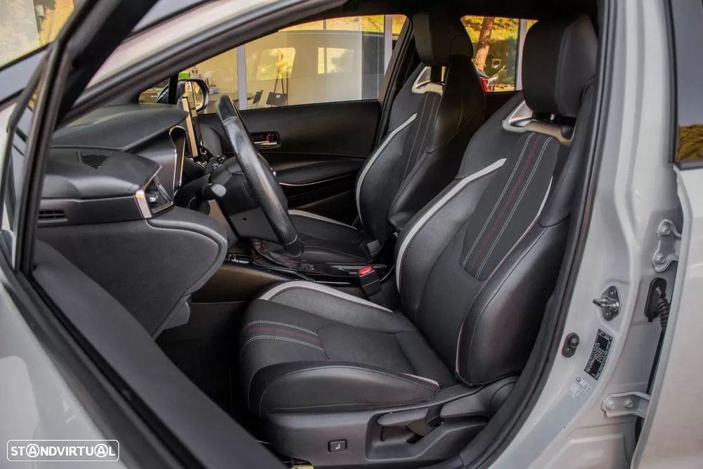 Toyota Corolla Touring Sports 1.8 Hybrid GR-Sport - 28