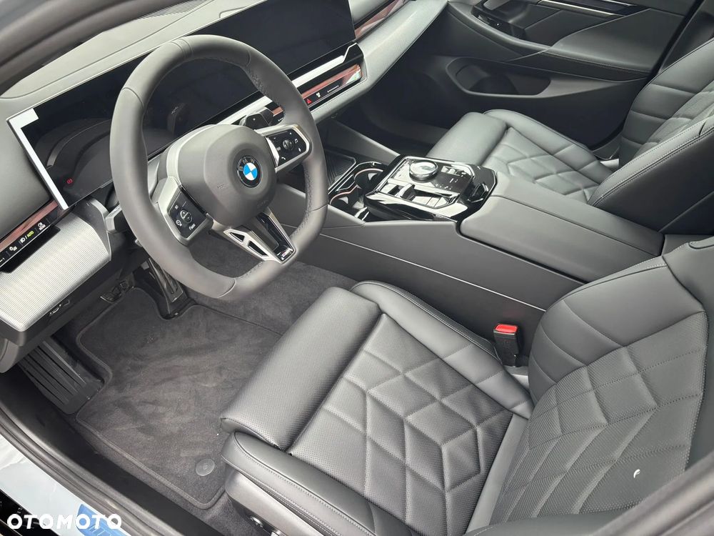 BMW Seria 5 520d xDrive mHEV M Sport - 5