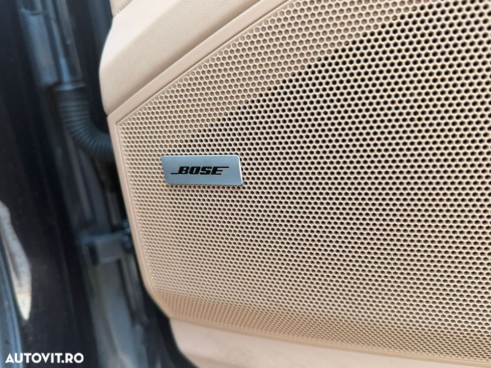 Porsche Cayenne - 27