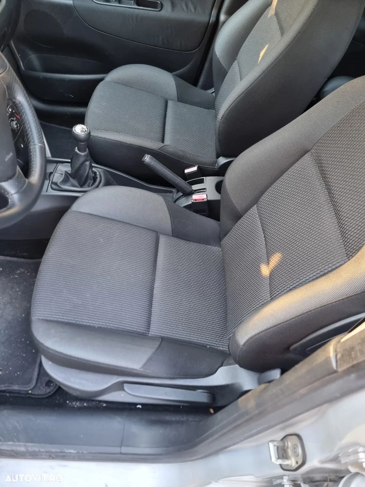 Peugeot 207 90 HDi FAP (Blue Lion) Premium - 24