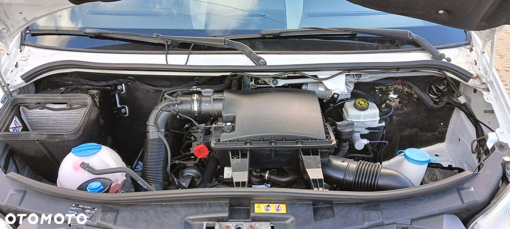 Mercedes-Benz SPRINTER - 8