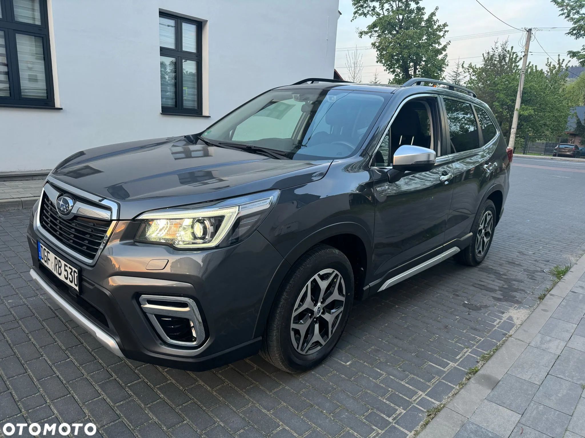 Subaru Forester 2.0i-L Platinum (EyeSight) Lineartronic - 1