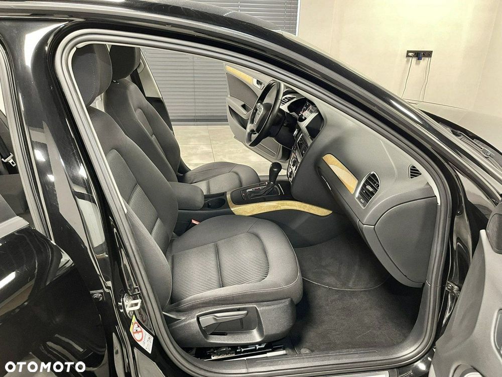 Audi A4 Limousine - 33