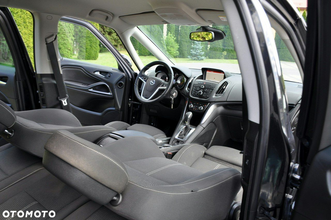 Opel Zafira - 23