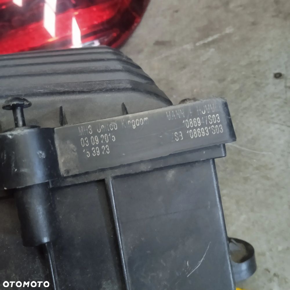 Obudowa filtra powietrza 5Q0129601AE - 4