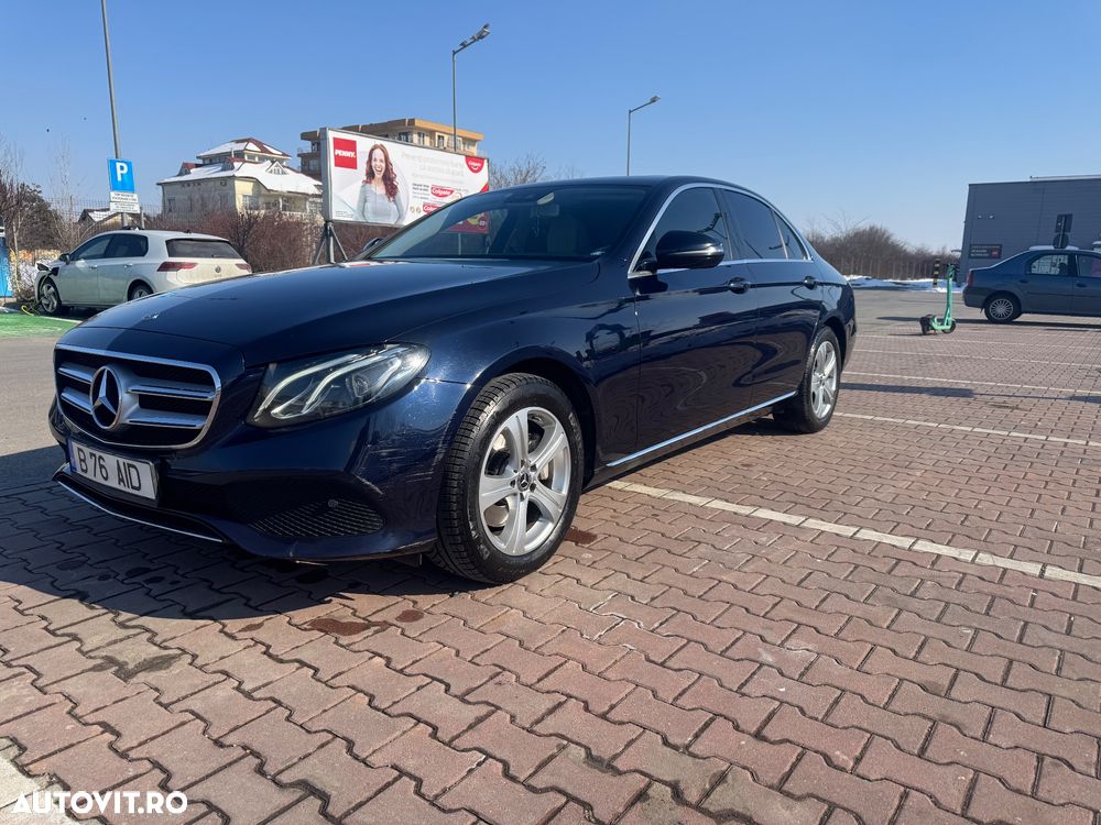 Mercedes-Benz E 220 d 4MATIC Aut. - 34