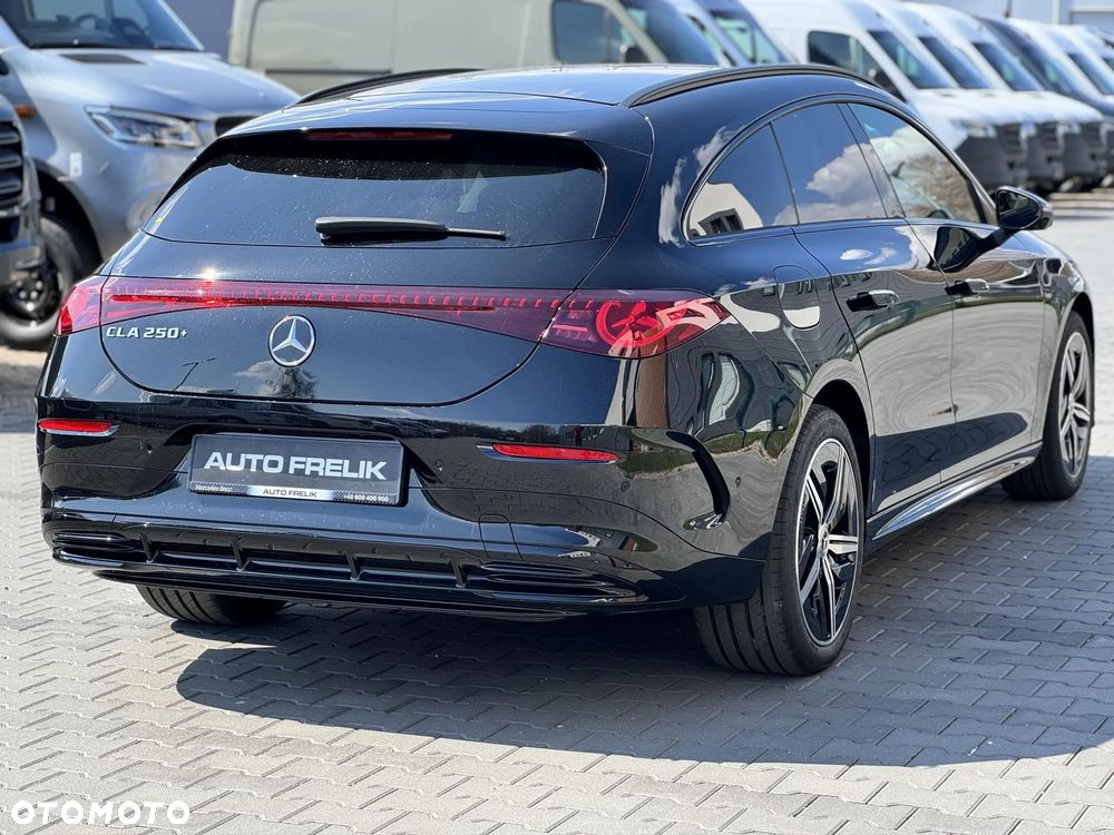 Mercedes-Benz CLA - 6