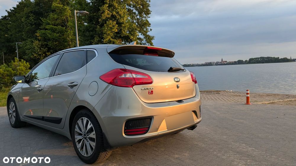 Kia Ceed 1.6 GDI L Business Line - 6