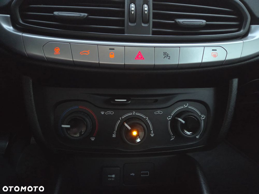 Fiat Tipo 1.4 16V EU6d - 25