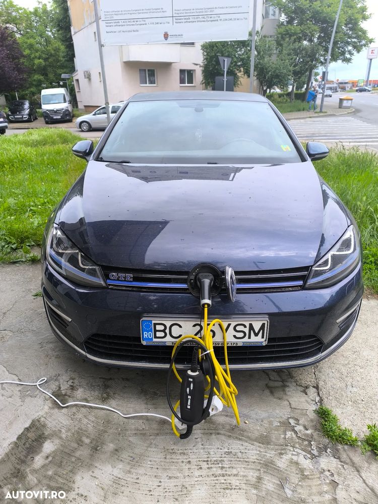 Volkswagen Golf - 12