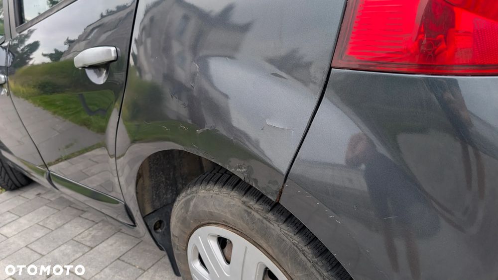 Dacia Sandero 1.6 Ambiance - 25