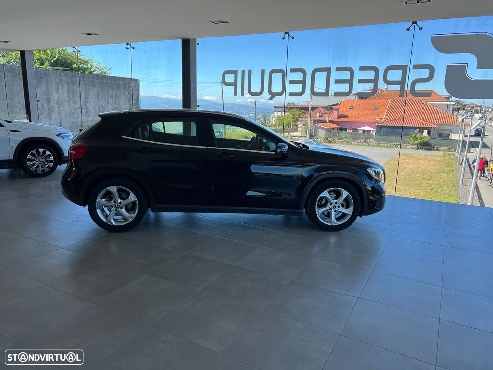 Mercedes-Benz GLA 180 CDI Urban Aut. - 2
