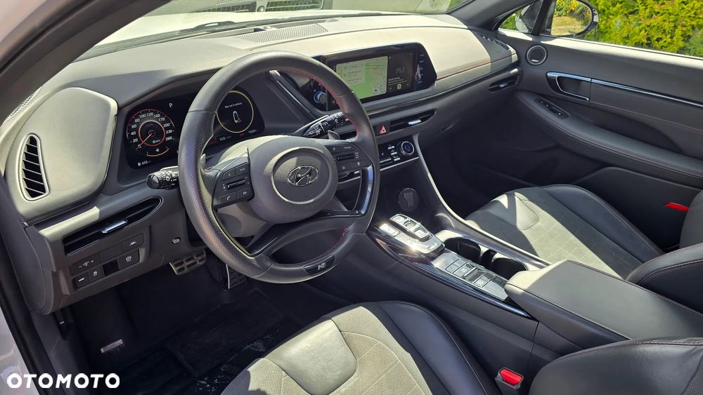 Hyundai Sonata - 3