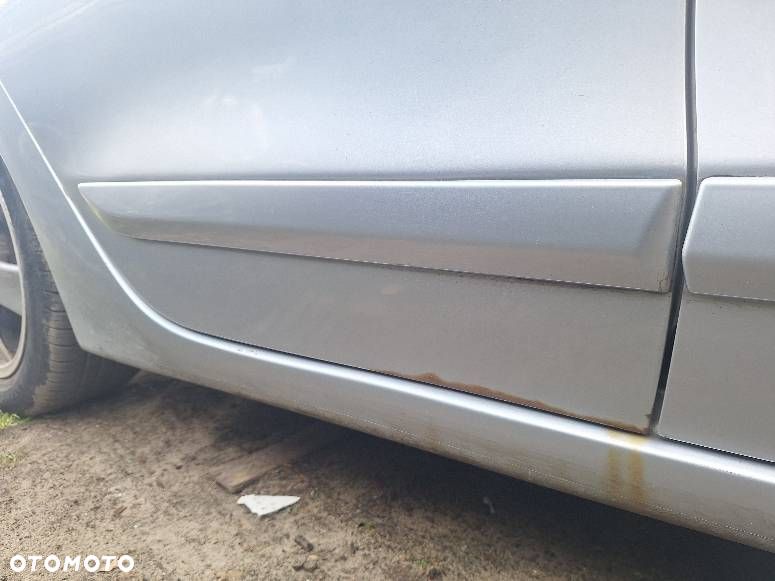 DRZWI KOMPLETNE PRAWY TYŁ HONDA FR-V I NH623M 05-09r - 8