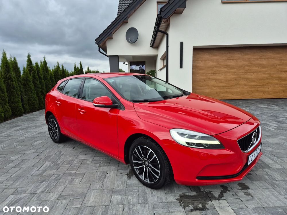 Volvo V40 T2 Drive-E Momentum - 27