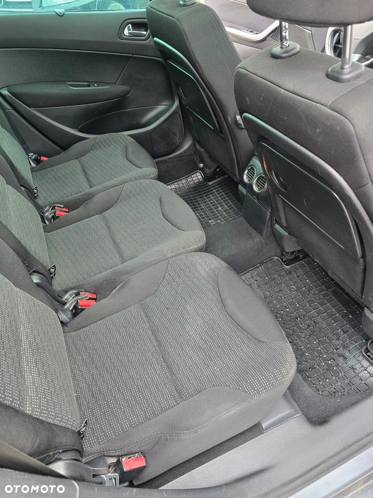Peugeot 308 HDi FAP 165 Automatik Allure - 16