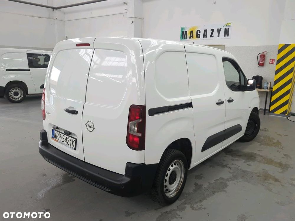 Opel COMBO - 4