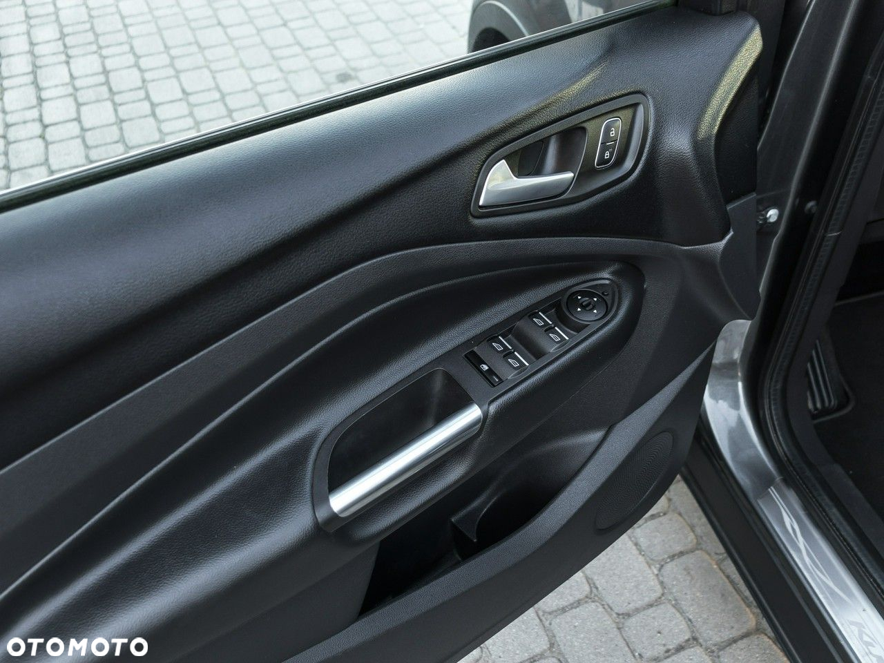 Ford Kuga 2.0 TDCi 4x4 Individual - 11