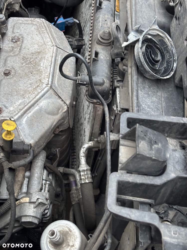 Peugeot 5008 1.6 Active 7os - 16