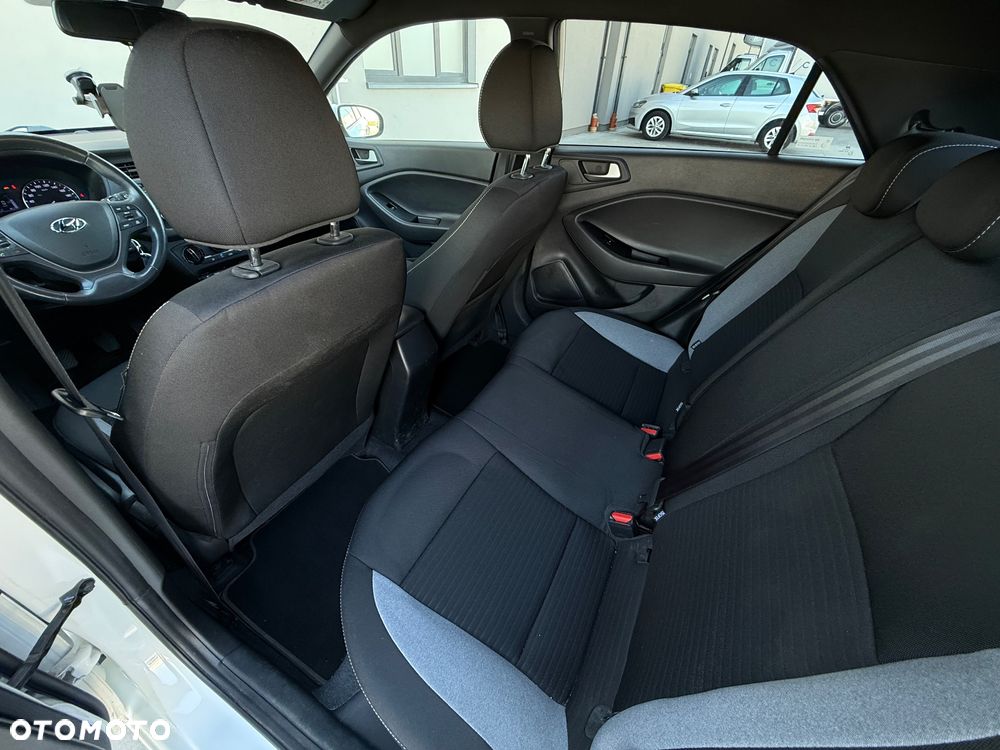 Hyundai i20 1.2 Comfort - 29