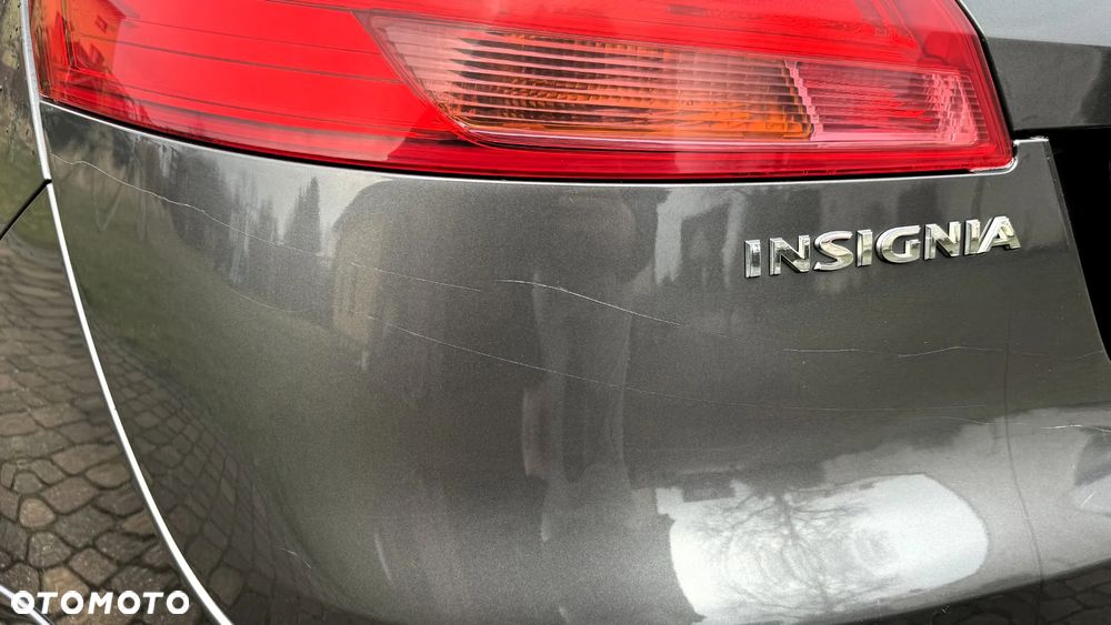 Opel Insignia 2.0 CDTI - 18