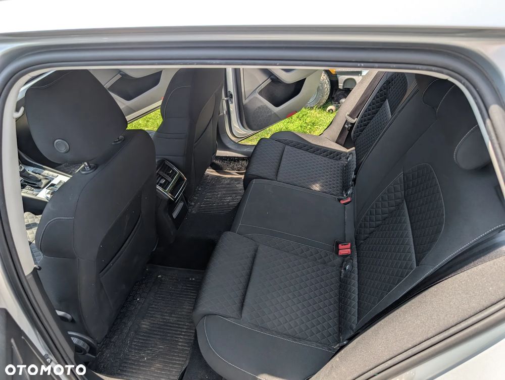 Skoda Superb 2.0 TSI Active DSG - 12