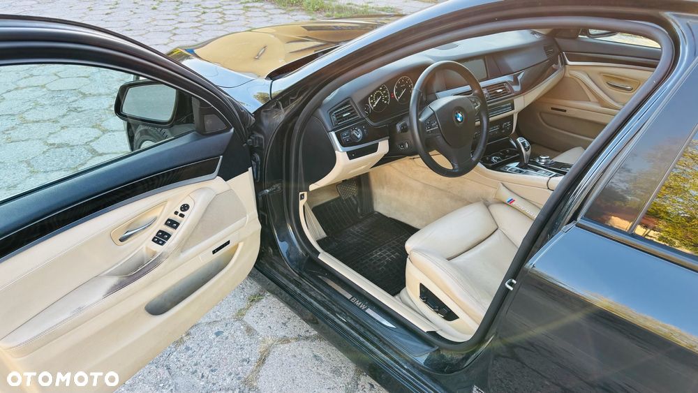 BMW Seria 5 535i xDrive - 21