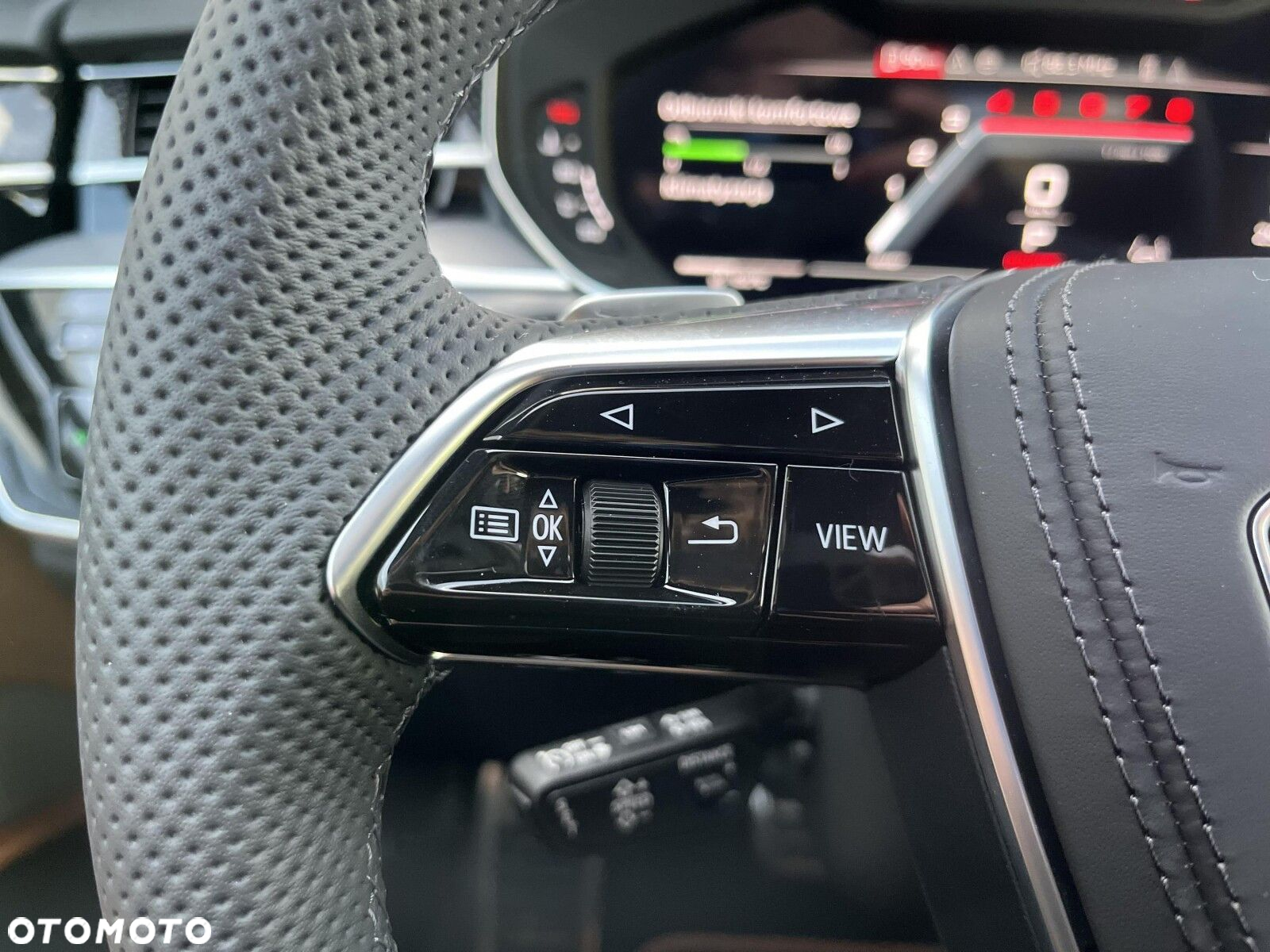 Audi S8 - 40