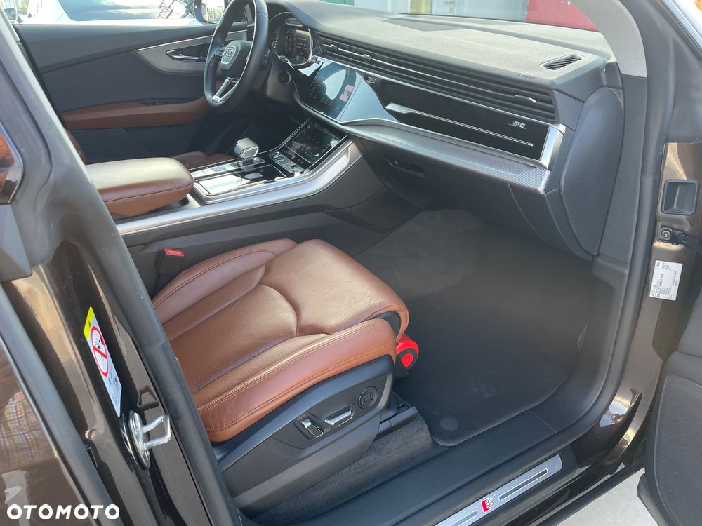 Audi Q8 SUV TFSI quattro 250 kW tiptronic S line business - 24