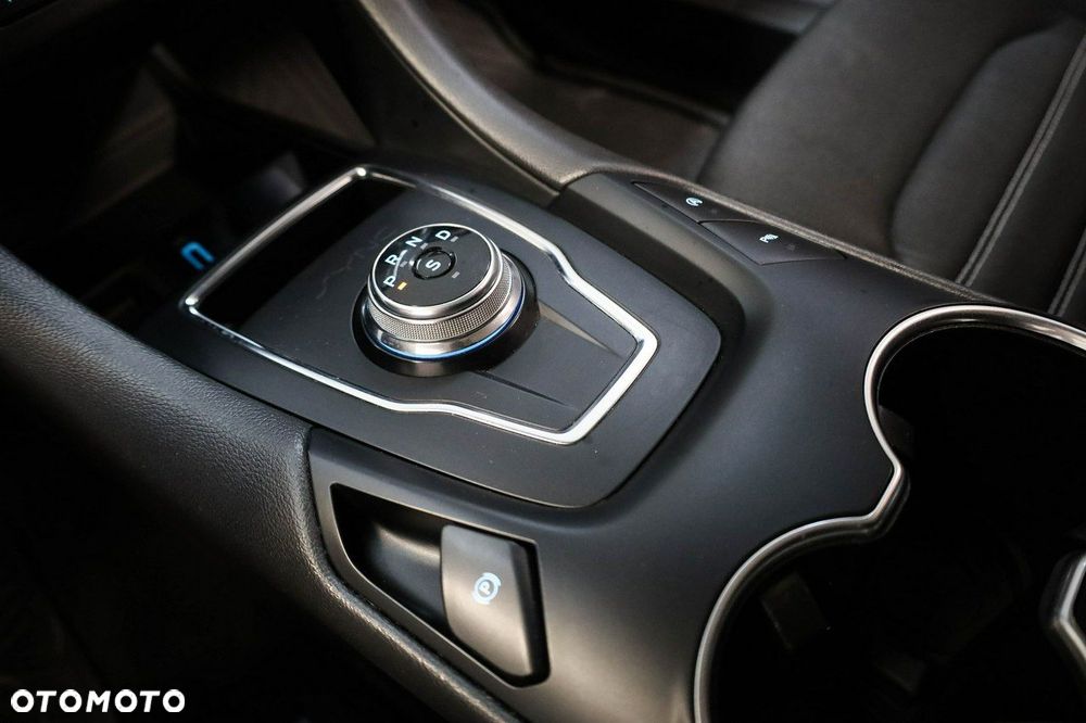 Ford Mondeo - 23