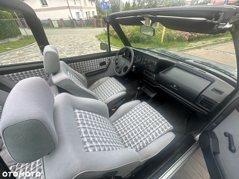 Volkswagen Golf - 21