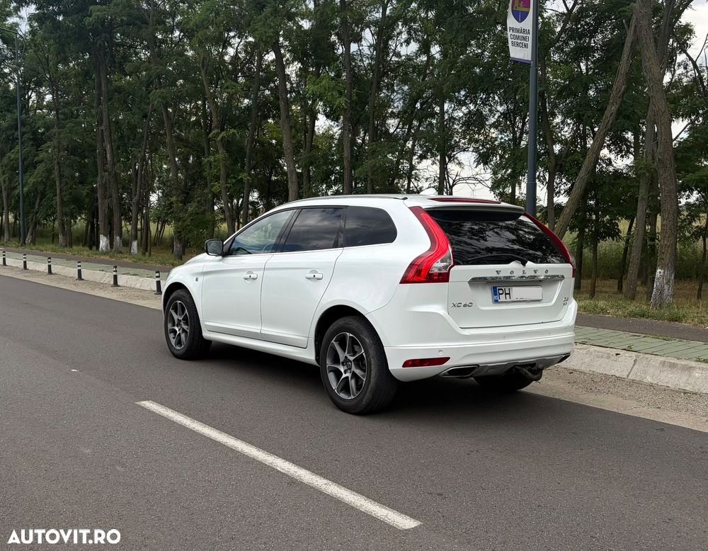 Volvo XC 60 D4AWD Ocean Race - 7