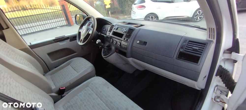 Volkswagen Transporter T5 Long - 8
