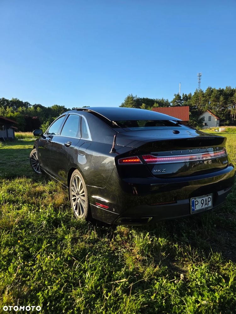 Lincoln MKZ - 10